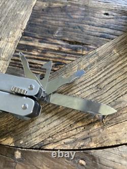Swiss Army Victorinox Auto Tool Tested And Working