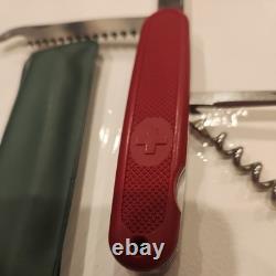 Swiss Army Victorinox Safari Trooper 108mm Red Knife