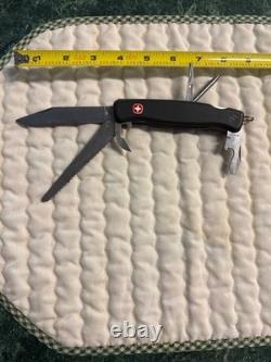 Swiss Army knife Wenger ranger mountaineer multi tool vintage