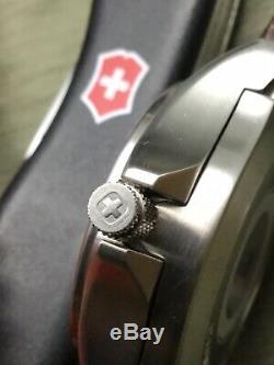 Swiss EDC set Watch WENGER COMPASS / Swiss Army Knife Victorinox 111 mm (DE-GM)