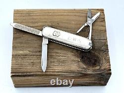 TIFFANY & Co. Victorinox Swiss Army Pocket Knife EWS? So cool! 1240