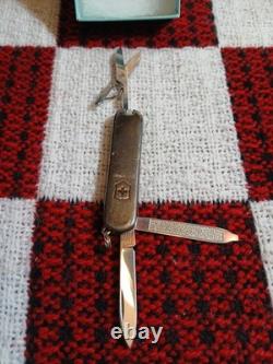 Tiffany & Co Victorinox Knife. 925 Silver + 18k Gold Orig. Box