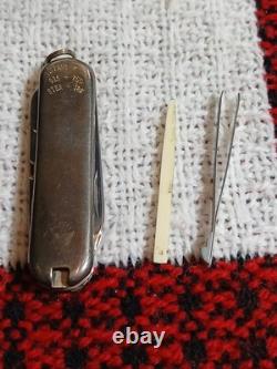 Tiffany & Co Victorinox Knife. 925 Silver + 18k Gold Orig. Box