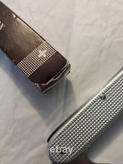 Uber Rare! Victorinox Electrician Plus Old Cross Swiss Army Knife 0.8130.27