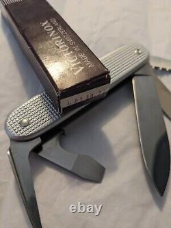 Uber Rare! Victorinox Electrician Plus Old Cross Swiss Army Knife 0.8130.27