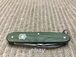 VICTORINOX 2017 PIONEER SWISS ARMY KNIFE OLIVE GREEN GOOD CONDITION Ships Free