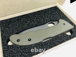VICTORINOX Hunter Pro CUSTOM Army Green stonewash knife NEW COLLECTOR Item NIB