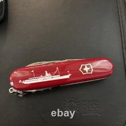 VICTORINOX Huntsman