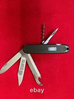 VICTORINOX Model Mauser Swiss Army Knife NOS