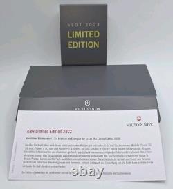 VICTORINOX Pioneer X Alox LIMITED EDITION 2023 Swiss Army Knife Electric Yellow