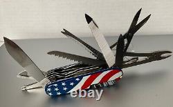 VICTORINOX SWISS ARMY EXPLORER Knife U. S. FLAG Design 24 Function in TIN