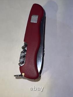 VICTORINOX WORK CHAMP SWISS ARMY KNIFE Slide Lock Version