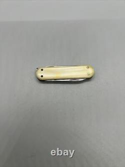 VINTAGE VICTORINOX VICTORIA SUISSE SWISS ARMY KNIFE ROSTFREI 2 3/8 Pearl