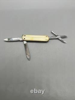 VINTAGE VICTORINOX VICTORIA SUISSE SWISS ARMY KNIFE ROSTFREI 2 3/8 Pearl