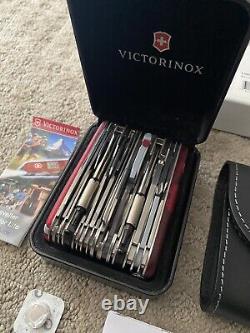 Victorinox 1.6795. XAVT SwissChamp XAVT Swiss Army Knife With Leather Pouch & Box