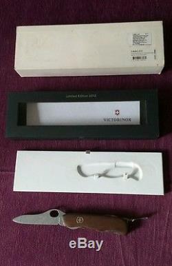Victorinox 2012 Damascus Limited Edition Swiss Army Knife Rare SAK