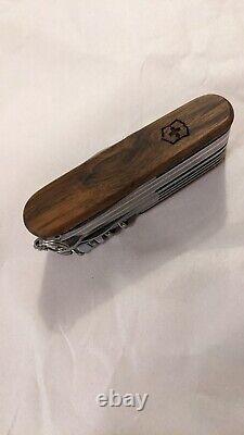 Victorinox 91mm SwissChamp Swiss Army Knife Walnut Scales Beautiful Condition