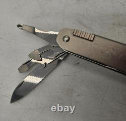 Victorinox Auto Tool retired Rare collector Swiss Multi Tool NOS Swiss Army