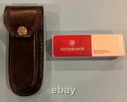 Victorinox Brand New Trail Master Trekker, Army Knife 111mm Multi-Tool, Sheath