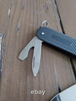 Victorinox Cadet Thunder Gray Swiss Army SAK Multi-Tool BS-85