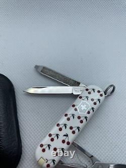 Victorinox Cherry Classic SD Swiss Army SAK Multi-Tool 0.6223. L1008