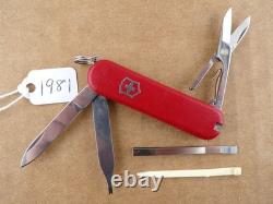 Victorinox Classic Swiss Army Knife with Watch Strap Change Tool Very Good Victorinox Classic Swiss Army Knife with Watch Strap Change Tool Very Good
