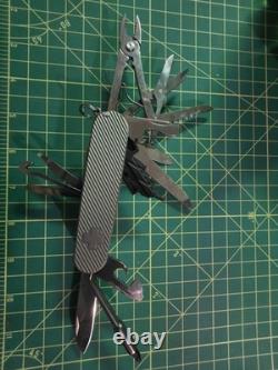 Victorinox Cyber Tool L 1.7925. T Daily Customs Titanium Handles Swiss Army