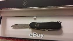 Victorinox Damascus 2011 Brand New Number 3170 Of 4000 Swiss Army Knife Rare