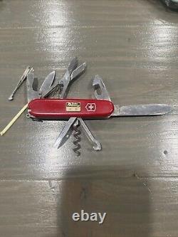 Victorinox Duke Energy Service Knife Swiss Army Gold Plate 2 Stones