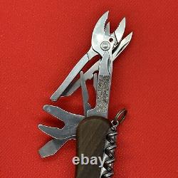 Victorinox Evolution Wood S557 Swiss Army knife, wrench, pliers, locking knife