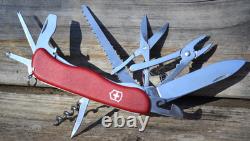 Victorinox Hercules Swiss Army 111mm Multi-Tool Knife 18 Function - Excellent