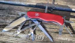 Victorinox Hercules Swiss Army 111mm Multi-Tool Knife 18 Function - Excellent