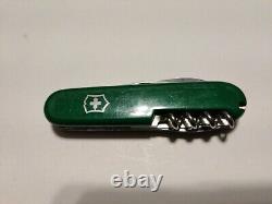 Victorinox LAND ROVER RANGE ROVER GREEN Swiss Army Knife NICE Condition