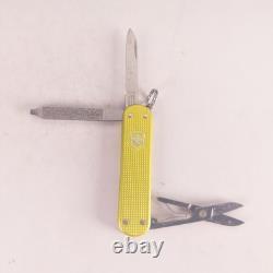 Victorinox LIMITED EDITION 2023 Classic SD 58mm ELECTRIC YELLOW ALOX Collectible