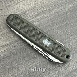 Victorinox Mauser Swiss Army Knife Multitool Mauser Knife. Mint