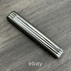 Victorinox Mauser Swiss Army Knife Multitool Mauser Knife. Mint