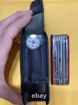 Victorinox Model 4.0567 Swiss Army Knife & Case Slightly used