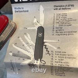 Victorinox OfficerChampion 12.57 93Suisse 24 Tool Knife Folding Swiss Army Blade