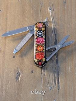 Victorinox Olinalá Classic Mexicana Swiss Army SAK Multi-Tool BS-114