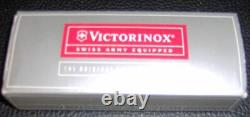 Victorinox Original Swiss Army Medium Pocket Knife 21 funtions Ranger Red 53861