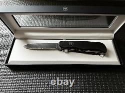 Victorinox Outrider Damast Swiss Army Knife Limited Edition 2017 NIB Damascus