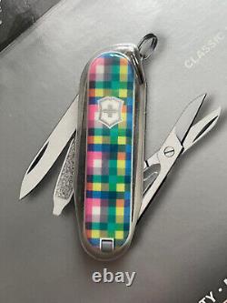 Victorinox PLAID (PIXEL) Special Edition Swiss Army CLASSIC SD 58mm knife NEW