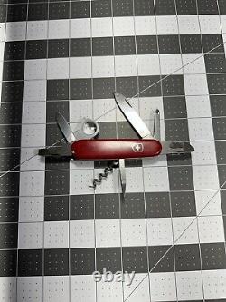 Victorinox Passenger Swiss Army knife Red Rare and Retired 91MM 7086