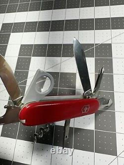 Victorinox Passenger Swiss Army knife Red Rare and Retired 91MM 7086