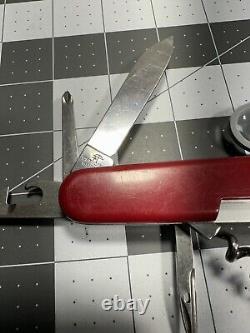 Victorinox Passenger Swiss Army knife Red Rare and Retired 91MM 7086