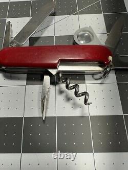 Victorinox Passenger Swiss Army knife Red Rare and Retired 91MM 7086