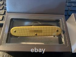 Victorinox Pioneer Alox 2019 Limited Edition Champagne Gold 93mm NIB & COA Victorinox Pioneer Alox 2019 Limited Edition Champagne Gold 93mm NIB & COA