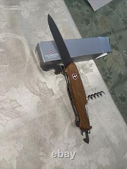 Victorinox Rangerwood 55 Walnut Big Swiss Army Knife Multiple Functions NEW