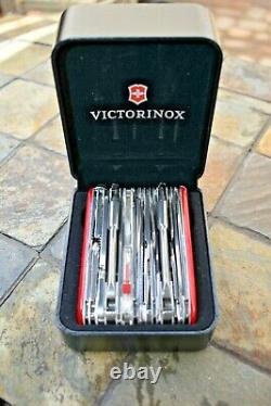 Victorinox SWISSCHAMP XXL Original Swiss Army Knife 1.6795. XXL NEW! Authentic