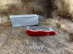 Victorinox Swiss Army 53761 Workchamp With Red Handle Knife Mint In Box